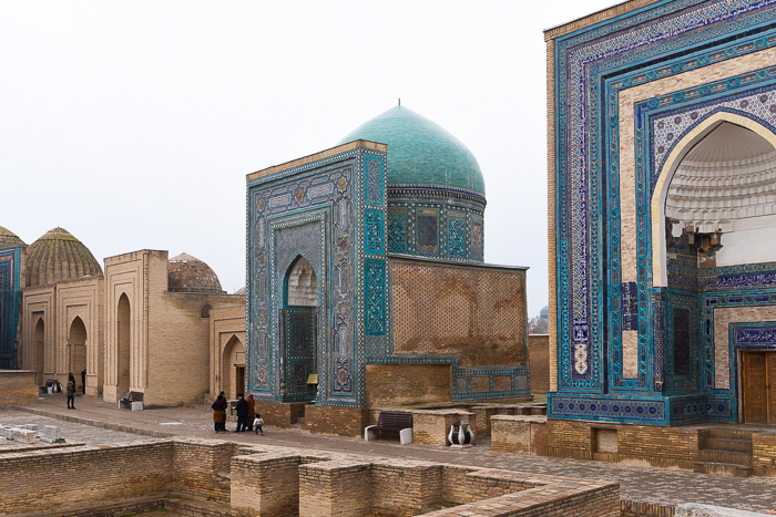 Deze afbeelding heeft een leeg alt-atribuut; de bestandsnaam is alim-nasafi-tomb01.jpg