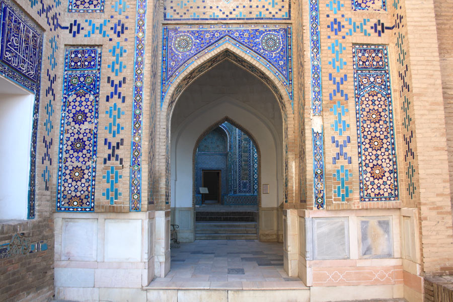 Deze afbeelding heeft een leeg alt-atribuut; de bestandsnaam is shakhi-zinda5.jpg